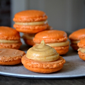 Pumpkin Pie Macarons