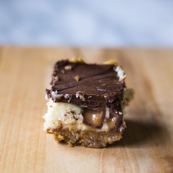 Rolo Cheesecake Bars